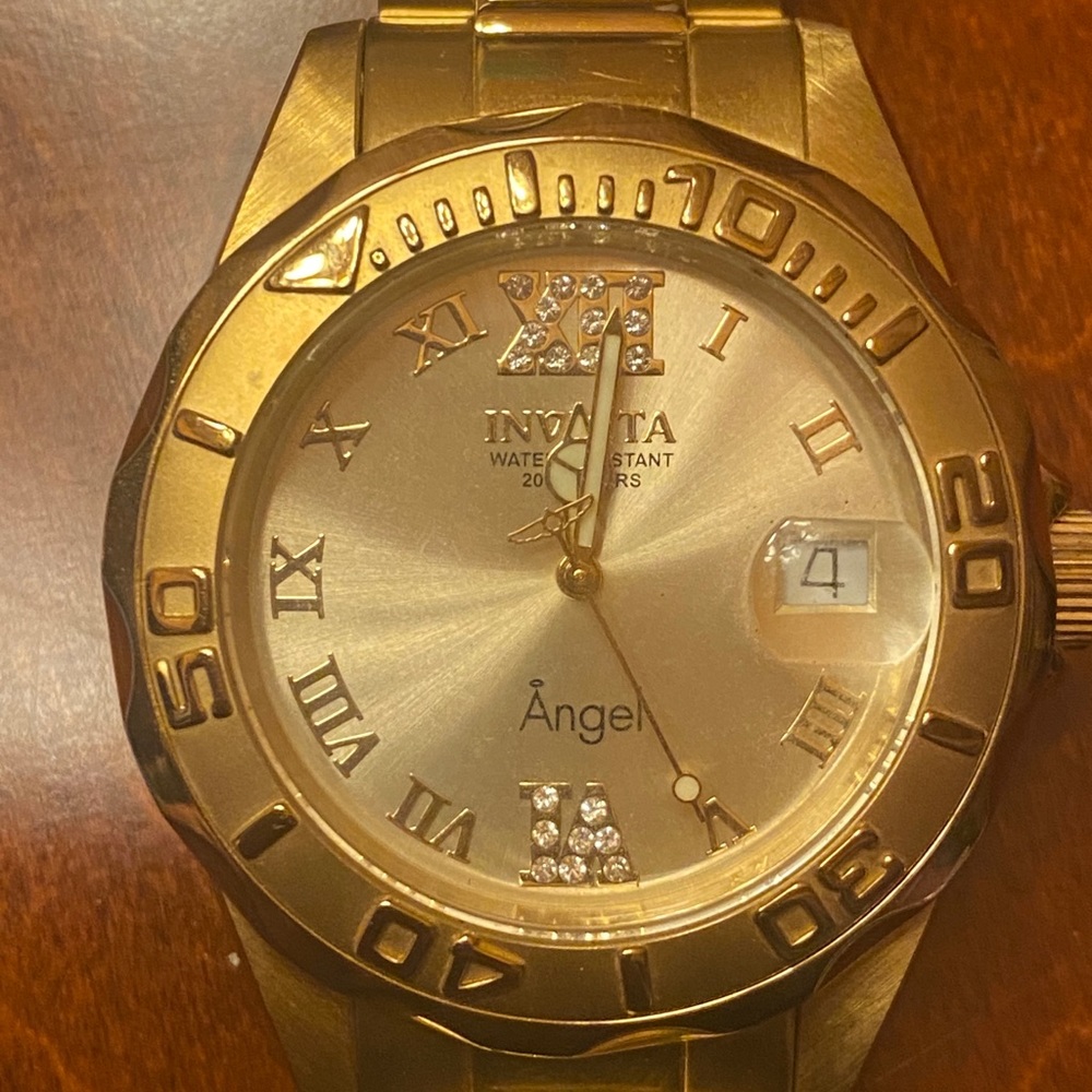 Invicta angle watch